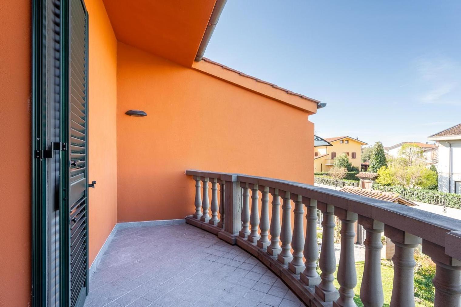 Casa Fiorita Hotel Stabbia Bagian luar foto